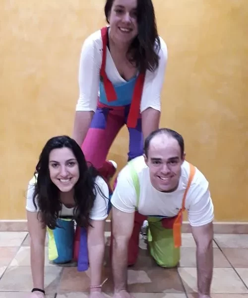 1056244-profesionales-para-animacion-1-1920w