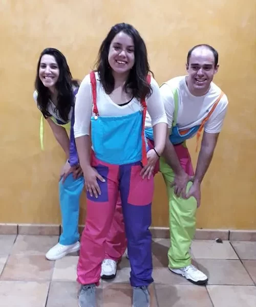 1056245-profesionales-para-animacion-2-1920w