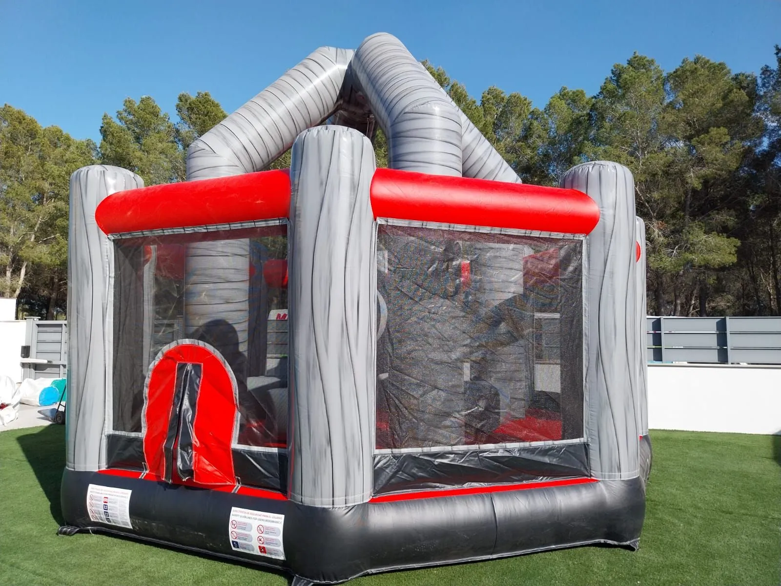 Alquiler de atracciones y juegos para todo tipo de celebraciones