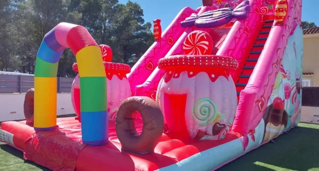 Alquiler de castillo hinchable GOLOSINAS con Tobogán en Palma de Mallorca