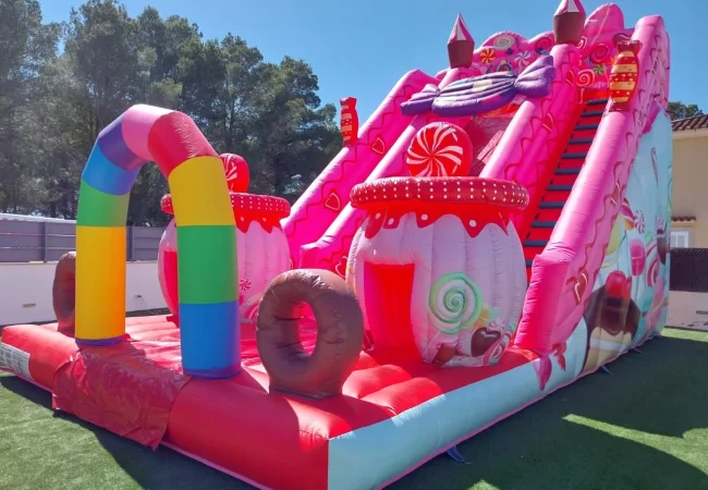 Alquiler de castillo hinchable GOLOSINAS con Tobogán en Palma de Mallorca