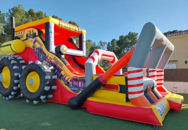 TRACTORBULLDOZER alquiler de hinchables en Mallorca para fiestas