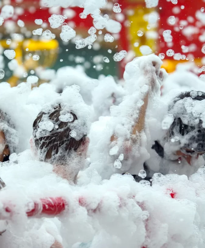 Fiesta de espuma en Palma de Mallorca