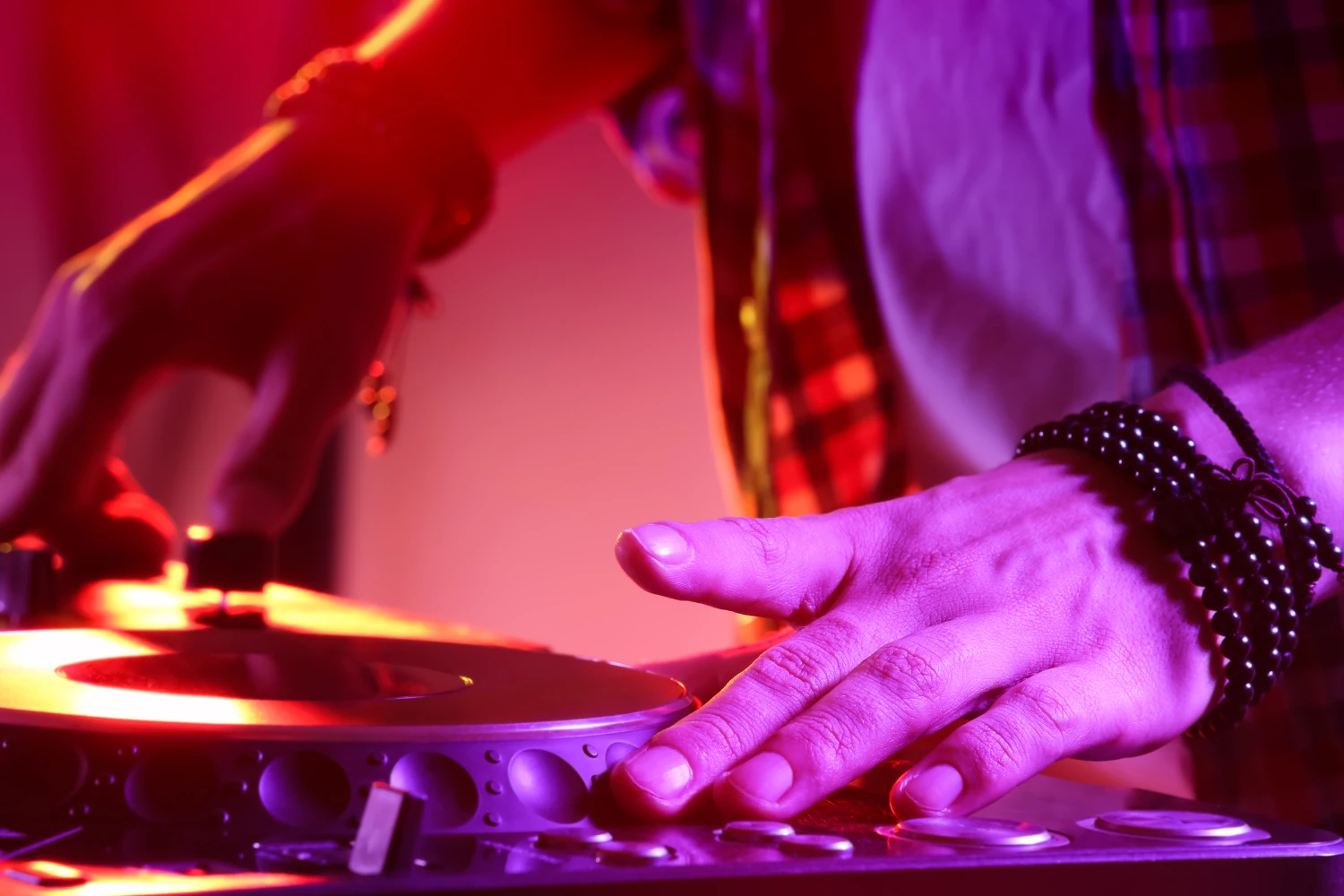 Alquiler de discoteca móvil para eventos y celebraciones